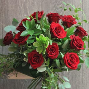 bouquet-12-roses-rouges